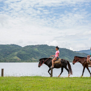 Tarapoto – Laguna Azul – Moyobamba & Rioja – Huacamaillo – Mano de Dios (5D/4N)
